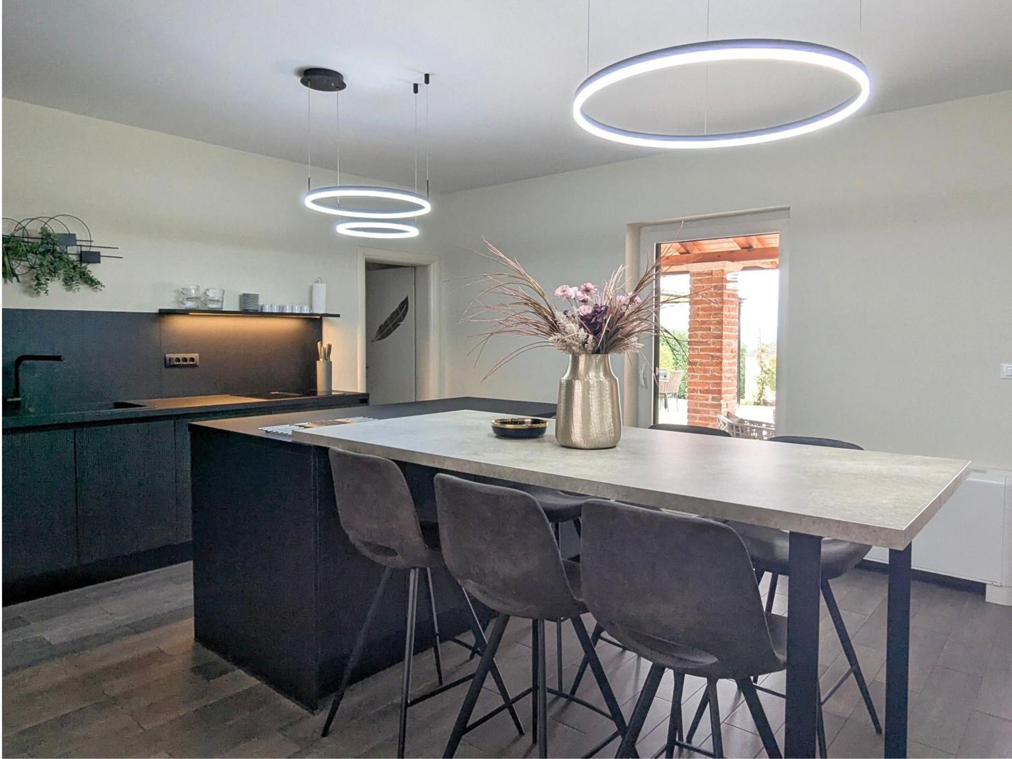 Spacious Villa With Pool, Indoor Jacuzzi And Sauna Near Porec Višnjan Exterior foto